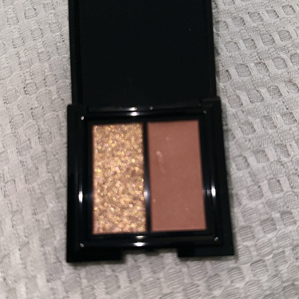 Eye Shadow Duo’s - Picture 2 of 5